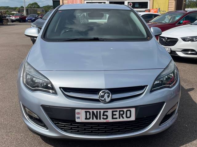 2015 Vauxhall Astra 1.6i 16V Elite 5dr DN13ERO