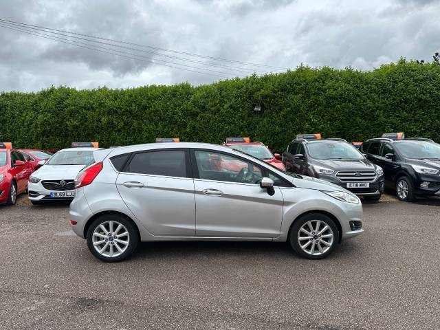 2015 Ford Fiesta 1.0 EcoBoost Titanium 5dr GJ65LXZ