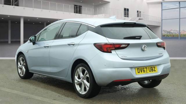 2017 Vauxhall Astra 1.4T 16V 150 SRi Nav 5dr